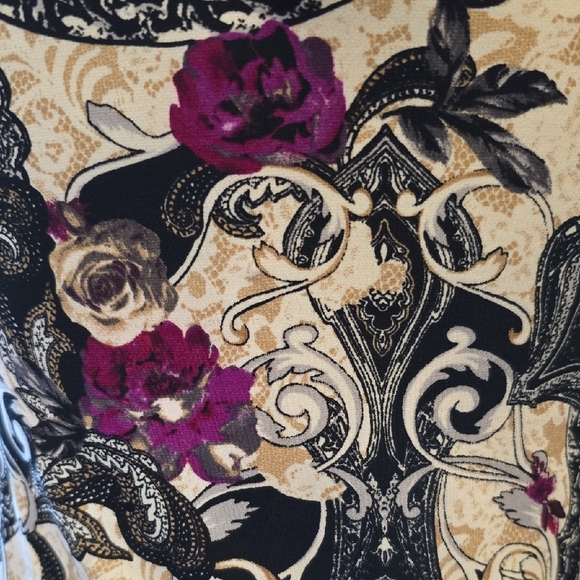 WHBM Ruffled Tank Top - Picture 5 of 9